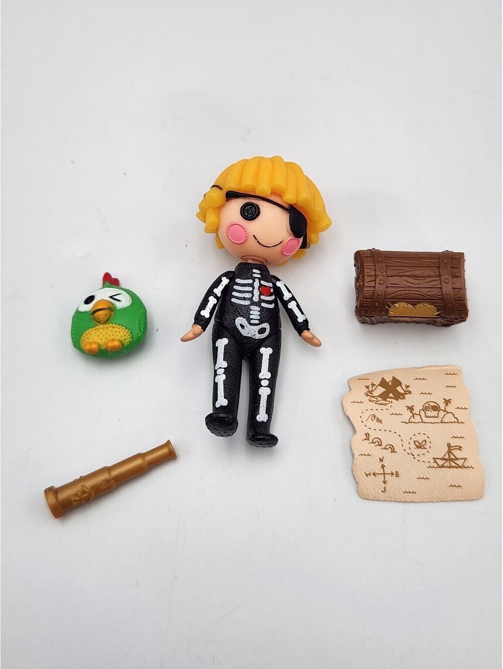 Mini Lalaloopsy Patch Treasure Hunt Pirate Doll w/Parrot Treasure Chest Map Q6
